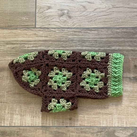 Dog Sweater XS Green Brown Crochet Handmade Granny Chihuahua, Yorkie, Teacup - Picture 4 of 10